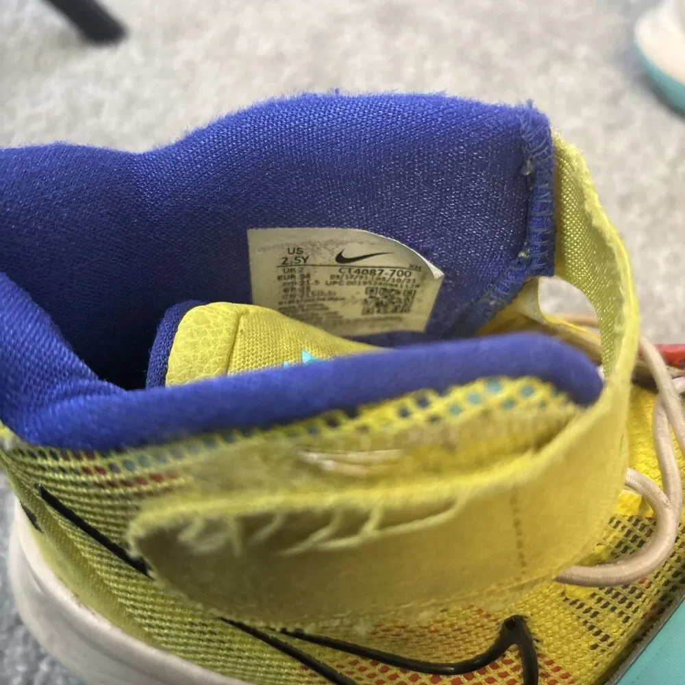 Nike Kyrie Yellow Size 2.5 Sneakers sponge bobs 1 World 1 People KYRIE Shoes